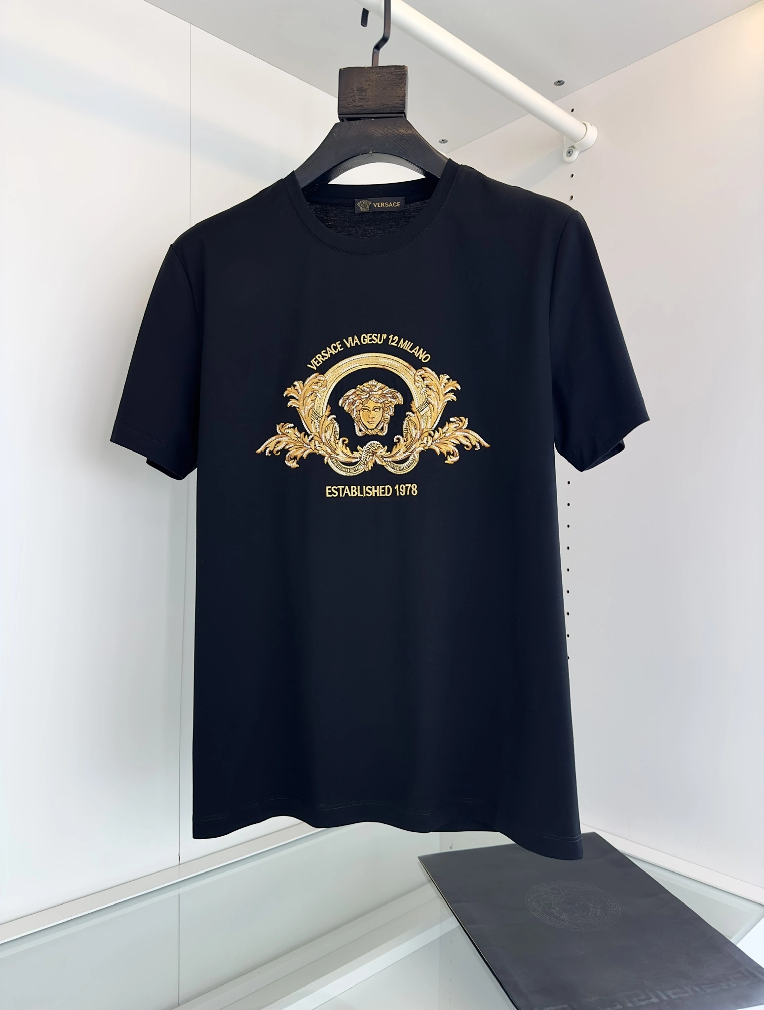 wg.luxury- V5rs135 embroidery Slim Fit Cotton 2colour item:E-F501C1104-2